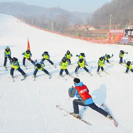 童年时光2026专业记录团队+教学视频直拍|5天亚布力（双板初级）滑雪冬令营（哈尔滨）