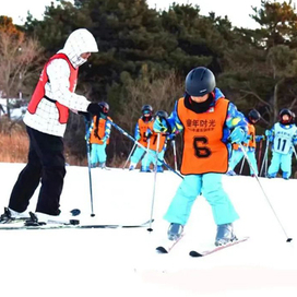童年时光2026要领提升+激发运动潜能|5天棋盘山（双板初级）滑雪冬令营（沈阳）