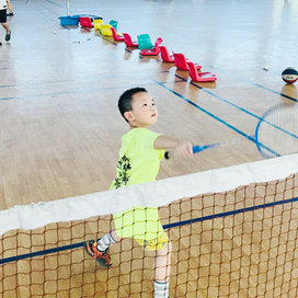 奥林修斯14天分班教学+辅助运动训练+意志品质教育|羽毛球夏令营